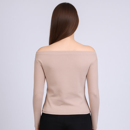Straight shoulder length sleeves